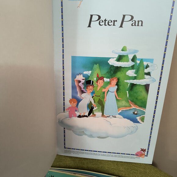 Walt Disney Treasure Chest 1991 Set of 5 11 x 17" Story Books- Never Used - Picture 9 of 13